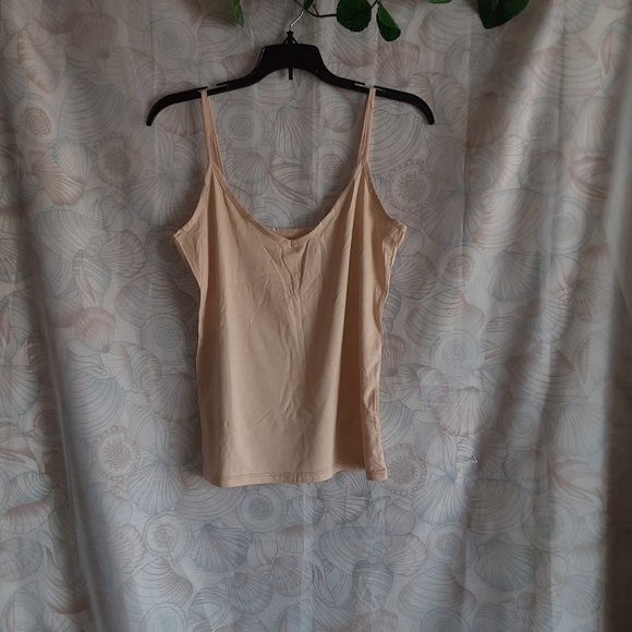 NWOT Basic Camisole Women Vneck Tank - Picture 5 of 6
